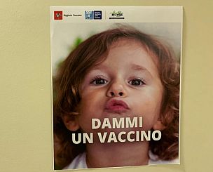 manifesto vaccini