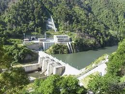 Una centrale idroelettrica
