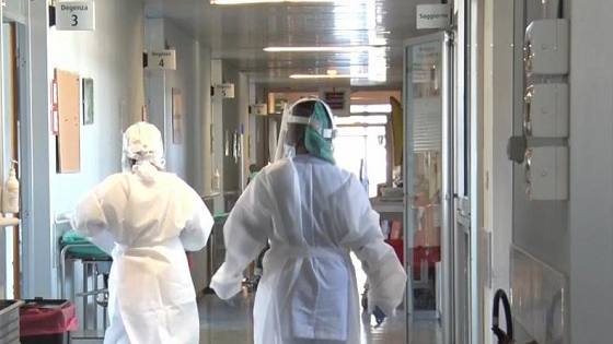 Ricoveri Covid ancora in aumento, 70 nuovi contagi - Vimarsana News