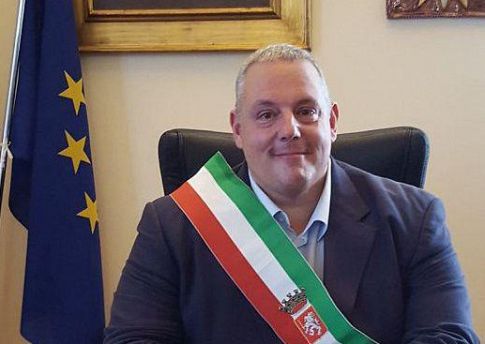 Post sessista contro Schlein bufera sul sindaco Politica GROSSETO