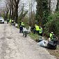 Volontari in azione per l'ambiente