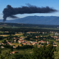 Incendio Lugnano, Calci riduce le misure precauzionali