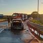 Auto in fiamme allo svincolo della FiPiLi