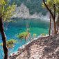Volontari in azione per pulire le spiagge