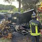 Il boato poi le fiamme, fuggi fuggi dal campeggio