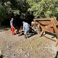 Volontari al lavoro per il restyling della Cava