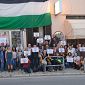 Dopo gli striscioni rimossi ecco la maxi bandiera