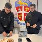 Viaggiano con un 1kg di droga nel sedile dell'auto