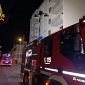 Fiamme nel condominio, 60 evacuati nella notte
