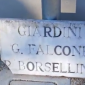 Vandalizzata la targa dedicata a Falcone e Borsellino