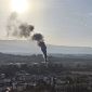 Un boato e lo stabilimento prende fuoco