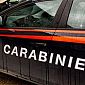 Rubano borsa e cellulare su auto: 3 arresti