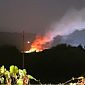 Incendio nella notte fuori dal magazzino comunale