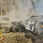 Auto in fiamme in via Aurelia Sud
