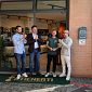 Gianni apre la sua rosticceria in centro