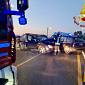Scontro tra auto, intervento dei Vigili del Fuoco