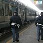 Minorenni rapinano un coetaneo a bordo del treno