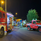 Camion ribaltato, resta da rimuovere il carico