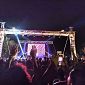 Serata di ballo in spiaggia, premiato dj Fargetta
